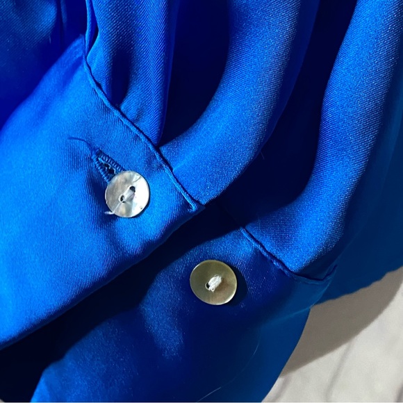 ZARA Button Down Blouse - Picture 2 of 5